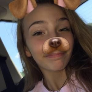 Meet your Posher, Kaitlyn